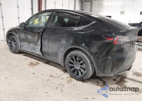 2022 Tesla Model Y Long Range Dual Motor All-Wheel Drive from USA, damaged, VIN 7SAYGDEE4NF363715